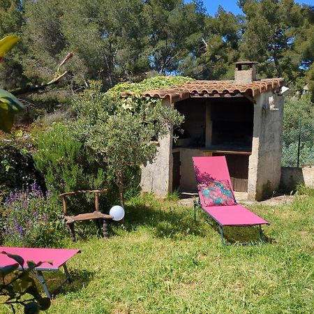 Maisonnette Kalis Calme Avec Climatisation Parking Jardin Cadre Campagne Plages A Pieds Бандоль Экстерьер фото